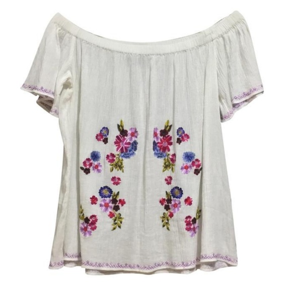French Connection Tops - French Connection ~ Judy Floral Embroidery Top
